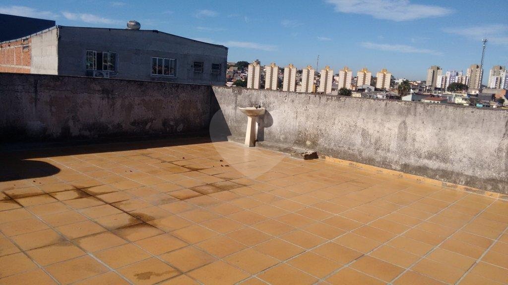 Casa assobradada a venda no Bairro Cachoeirinha 460m²
