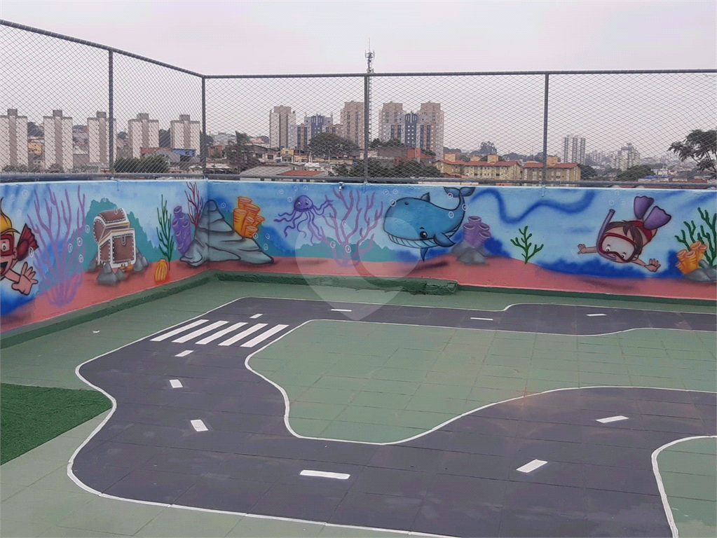 Casa assobradada a venda no Bairro Cachoeirinha 460m²