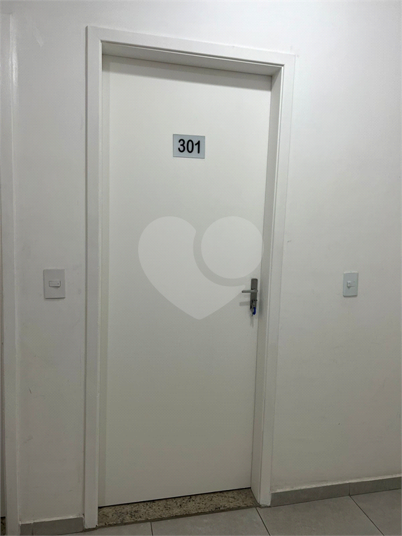 Apartamento à venda com 3 quartos, 69m² - Foto 3