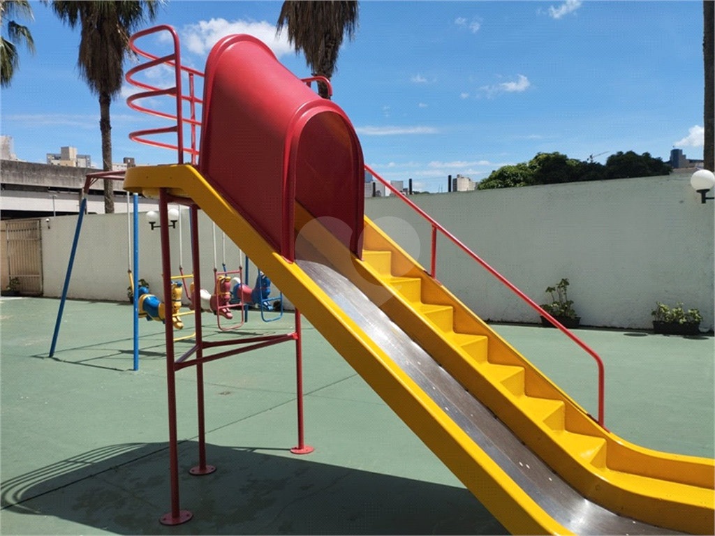 APARTAMENTO em SANTANA