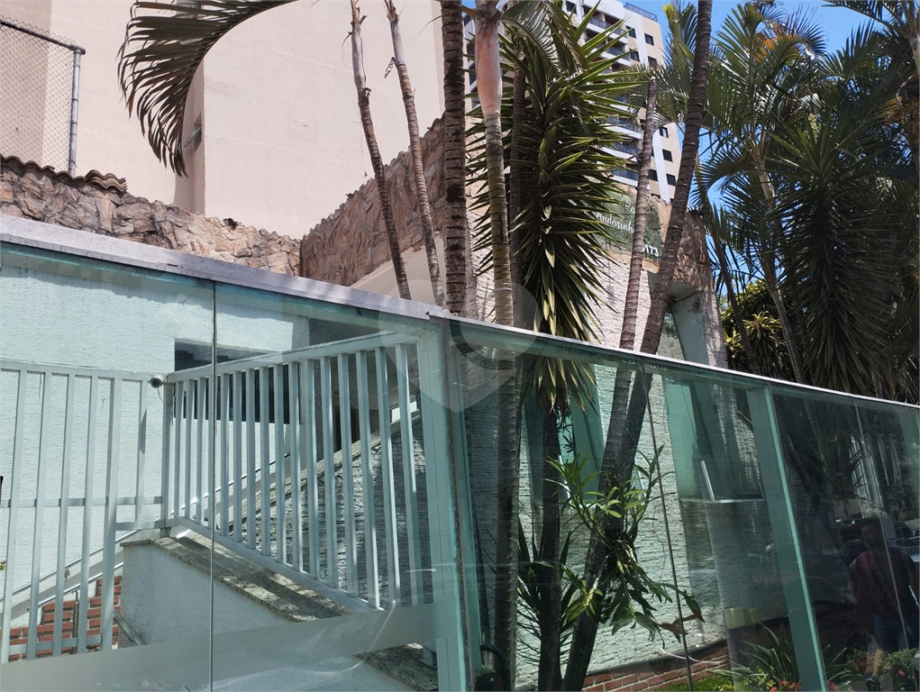 APARTAMENTO em SANTANA
