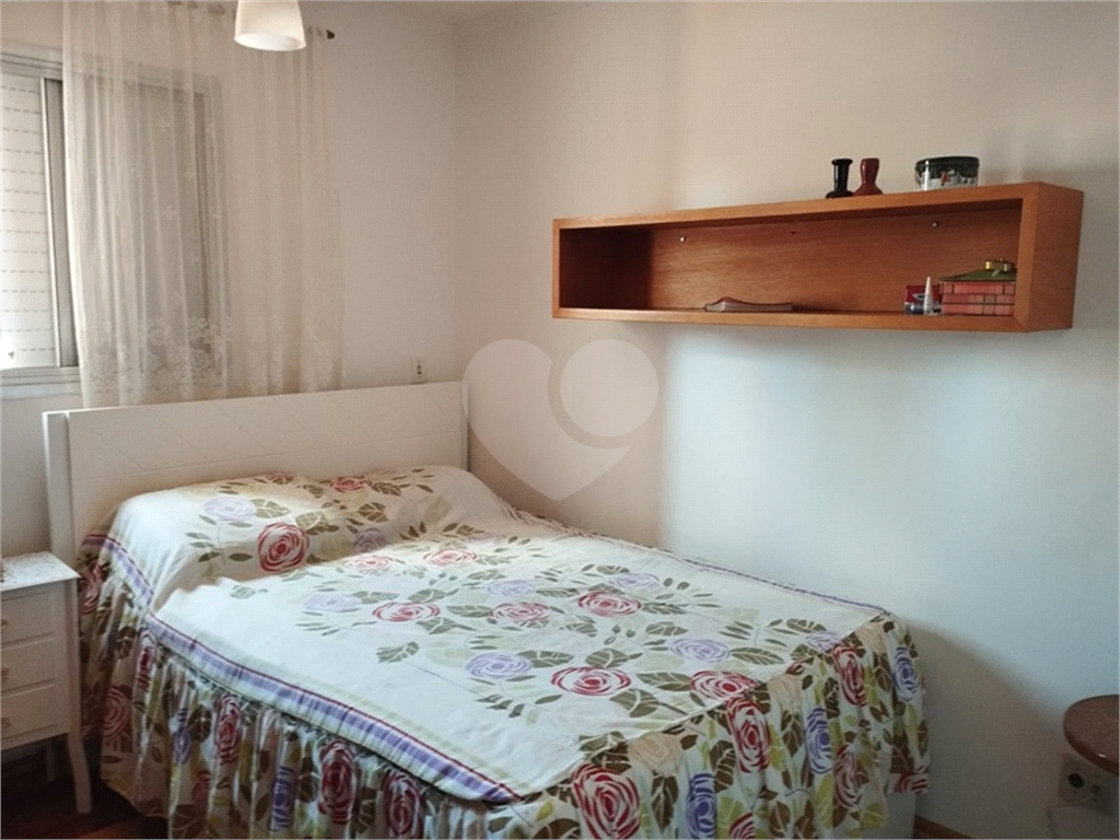 APARTAMENTO em SANTANA