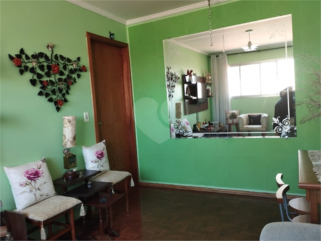 APARTAMENTO em SANTANA
