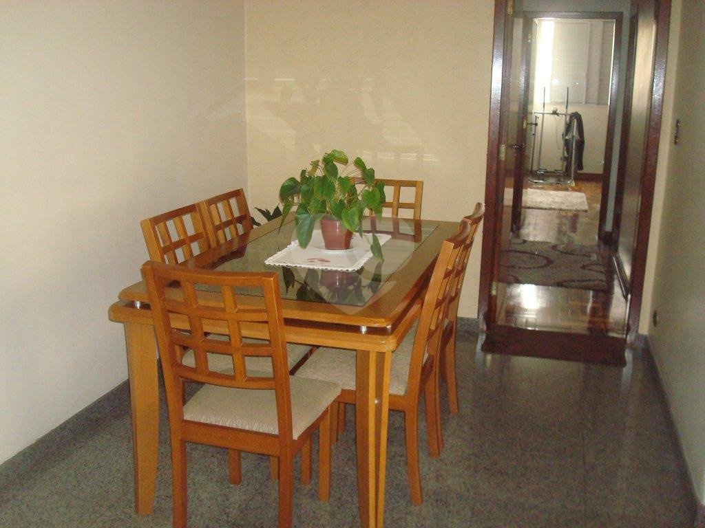 APARTAMENTO em SANTANA