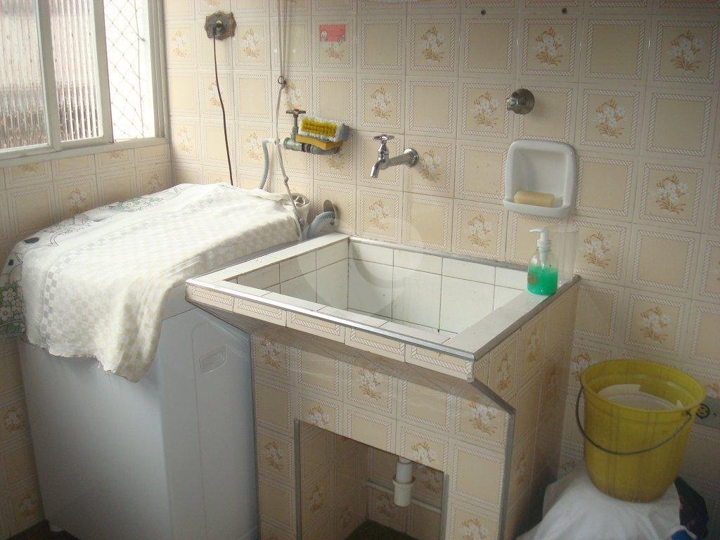 APARTAMENTO em SANTANA
