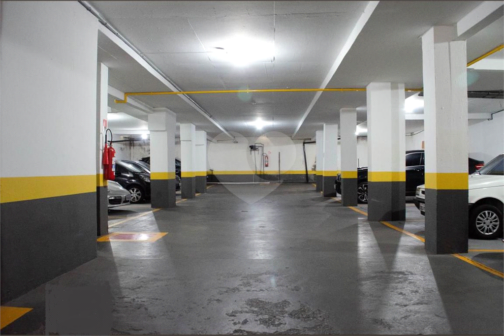 APARTAMENTO em SANTANA
