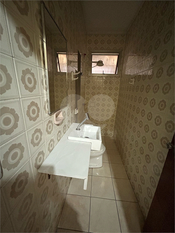 Sobrado no Jardim São Paulo, 3 dormitórios 1 suíte, 6 vagas, piscina e churrasqueira 