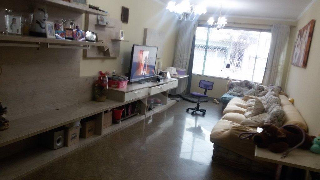 SOBRADO DE TRÊS ANDARES JARDIM SÃO PAULO