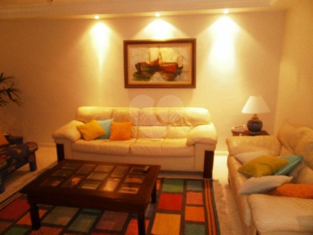 APARTAMENTO NA RIVIERA COM 4 SUITES, 3 VAGAS DE GARAGEM, 