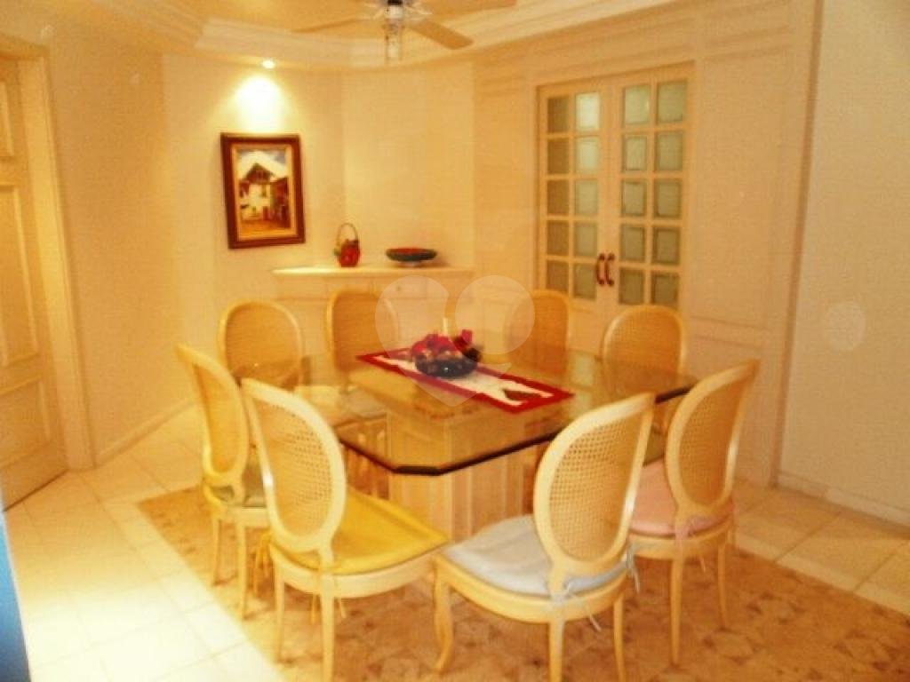 APARTAMENTO NA RIVIERA COM 4 SUITES, 3 VAGAS DE GARAGEM, 