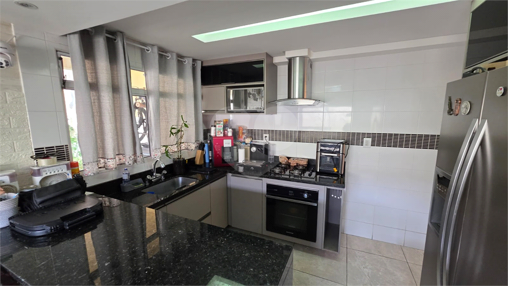 CONDOMÍNIO em VILA NOVA MAZZEI