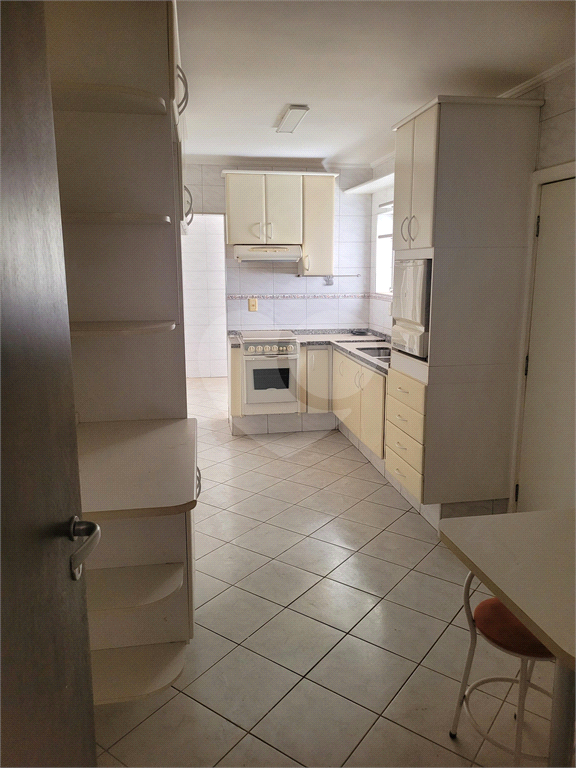 APARTAMENTO em SANTANA