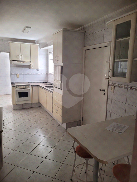 APARTAMENTO em SANTANA