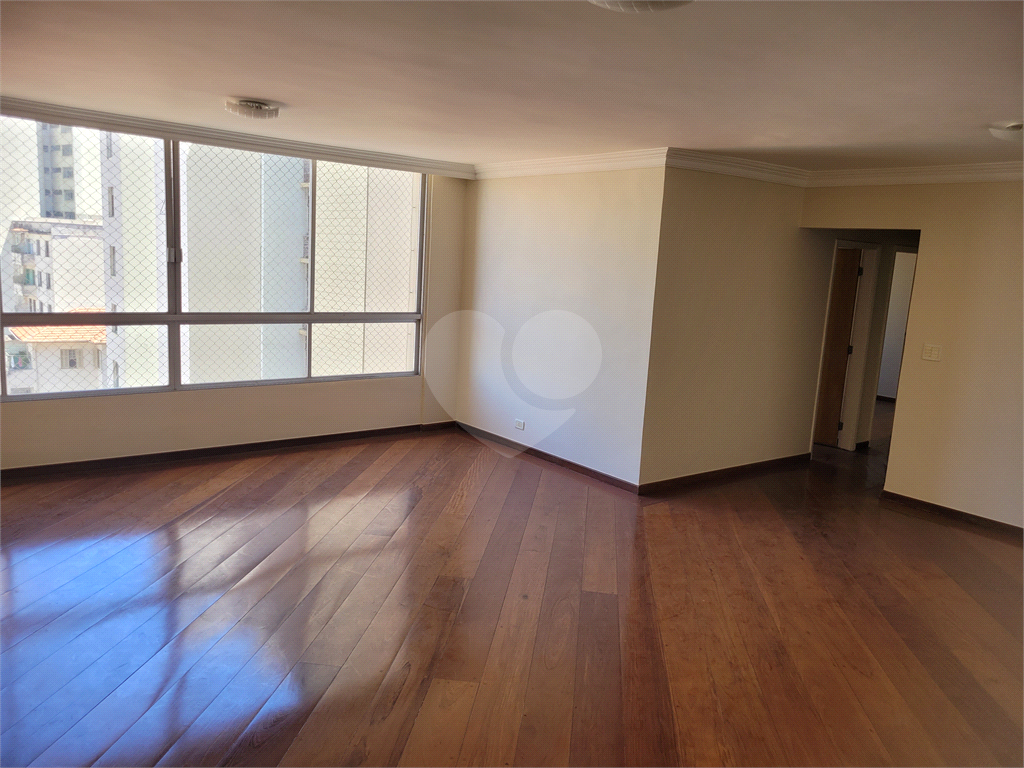 APARTAMENTO em SANTANA