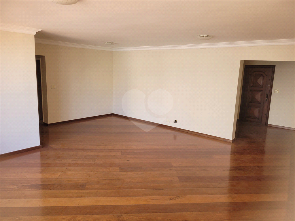 APARTAMENTO em SANTANA