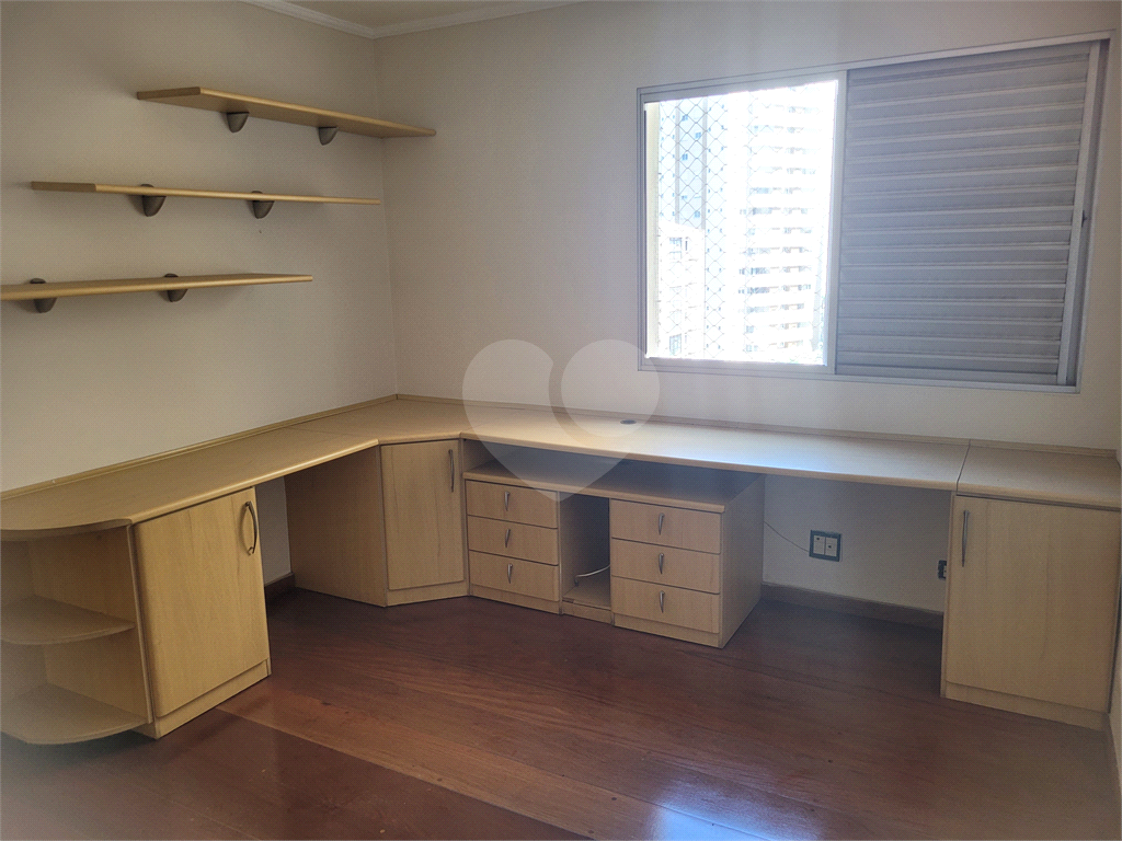 APARTAMENTO em SANTANA