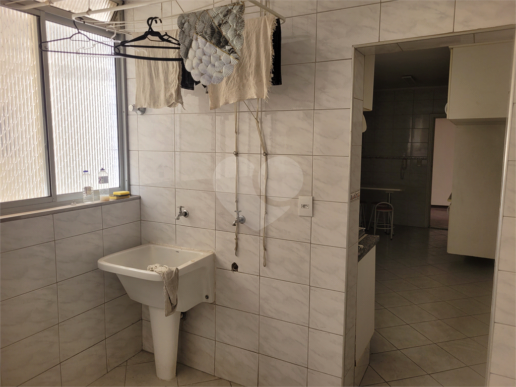 APARTAMENTO em SANTANA
