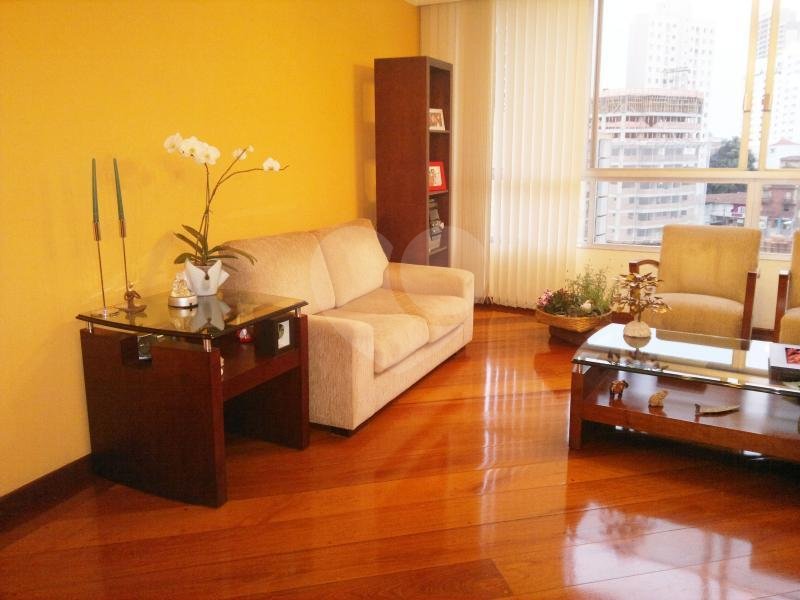 APARTAMENTO em SANTANA