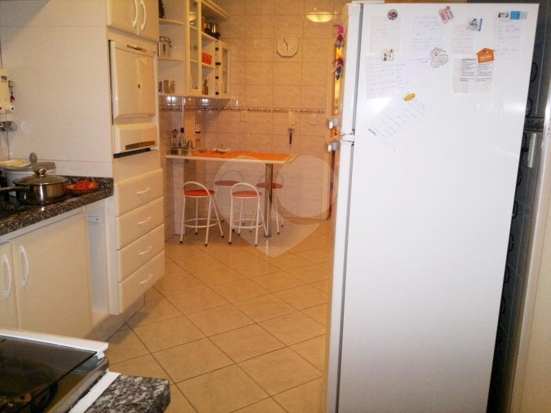 APARTAMENTO em SANTANA
