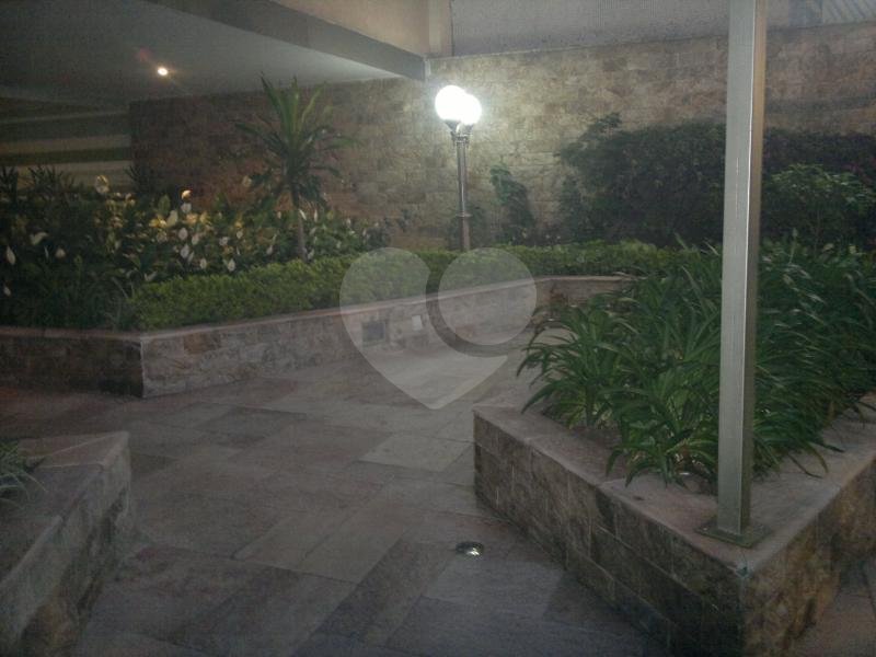APARTAMENTO em SANTANA