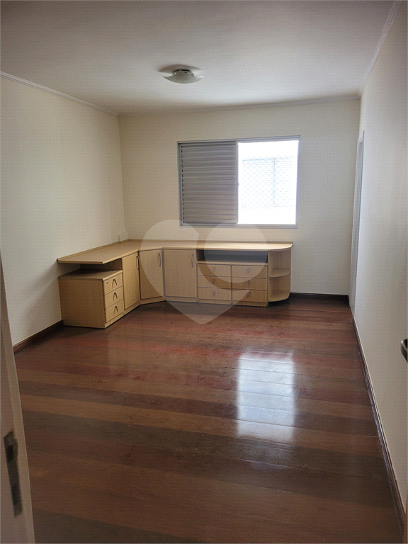 APARTAMENTO em SANTANA