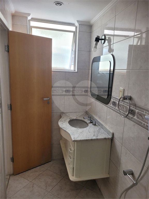 APARTAMENTO em SANTANA