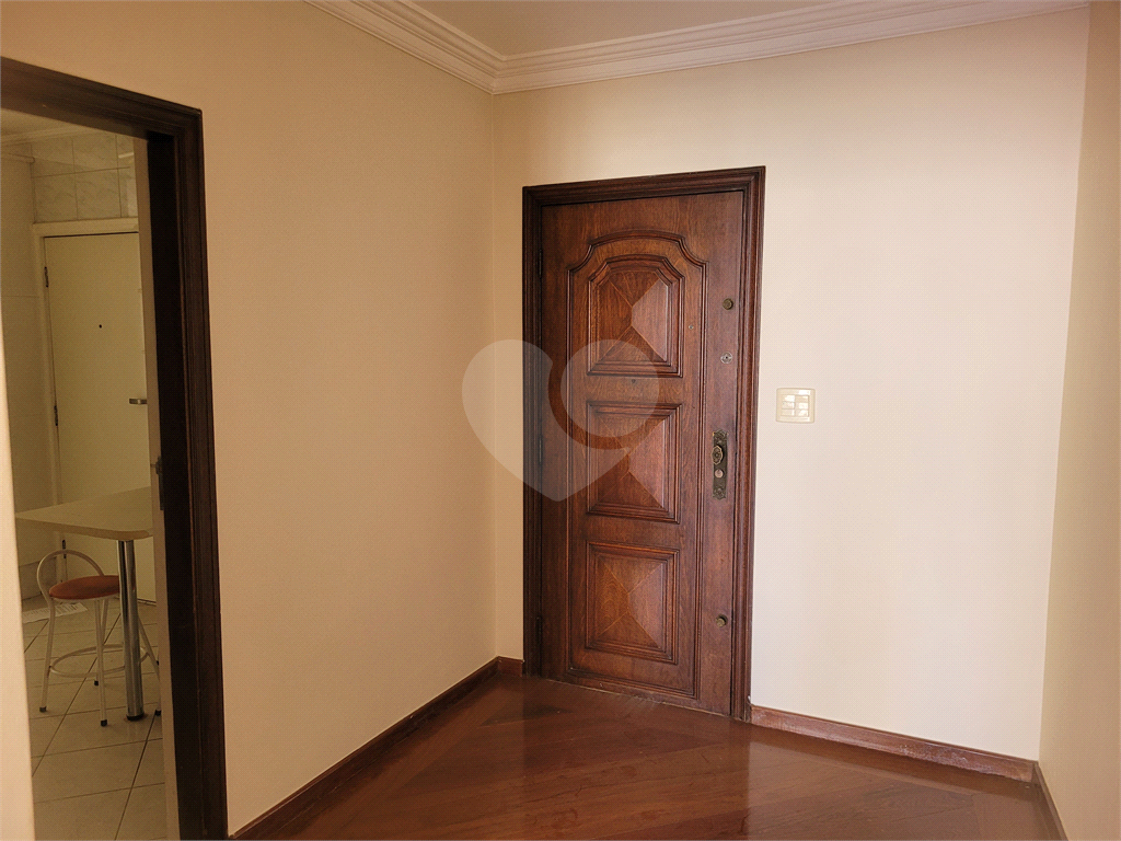 APARTAMENTO em SANTANA