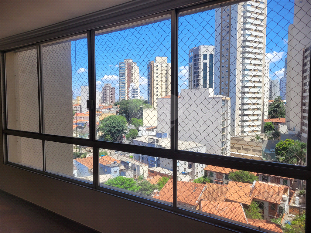APARTAMENTO em SANTANA