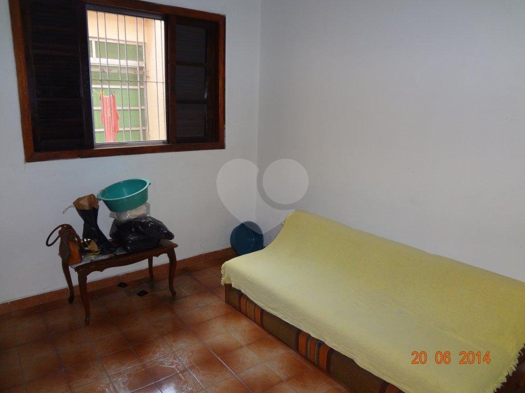 Sobrado à venda com 10 quartos, 220m² - Foto 17