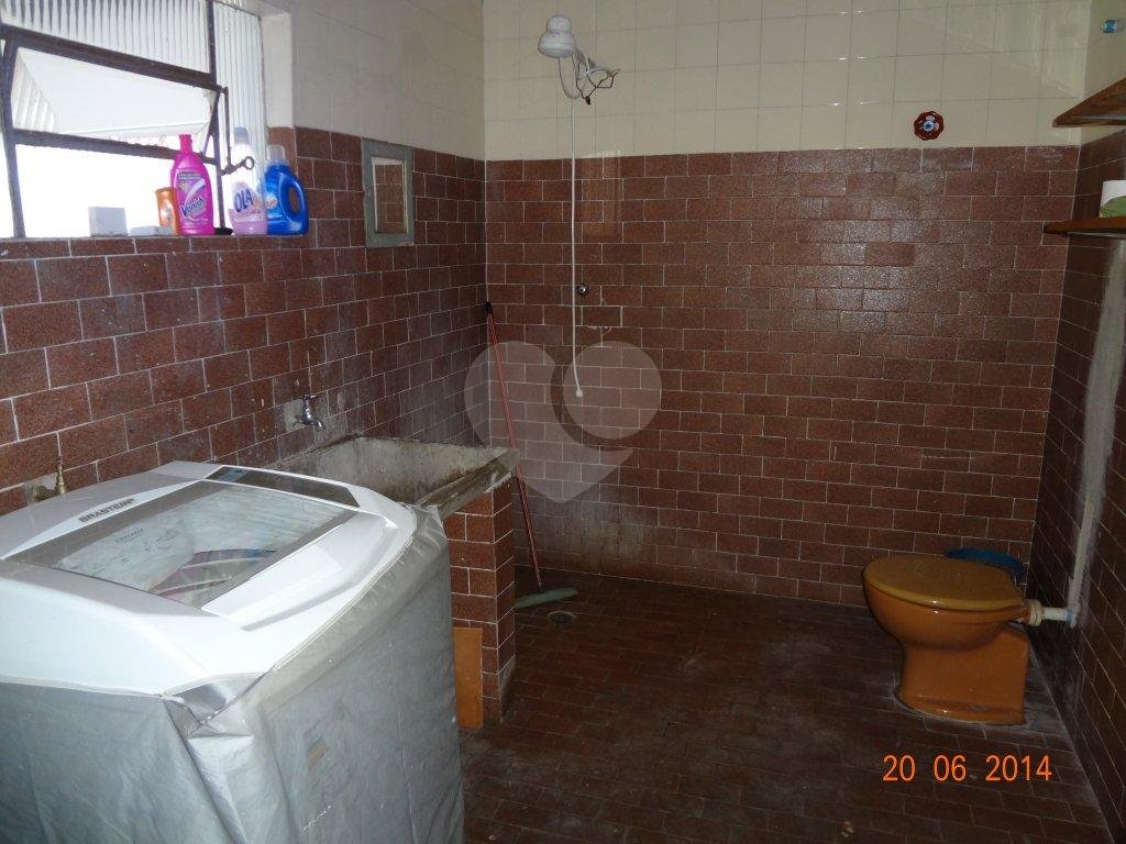 Sobrado à venda com 10 quartos, 220m² - Foto 33