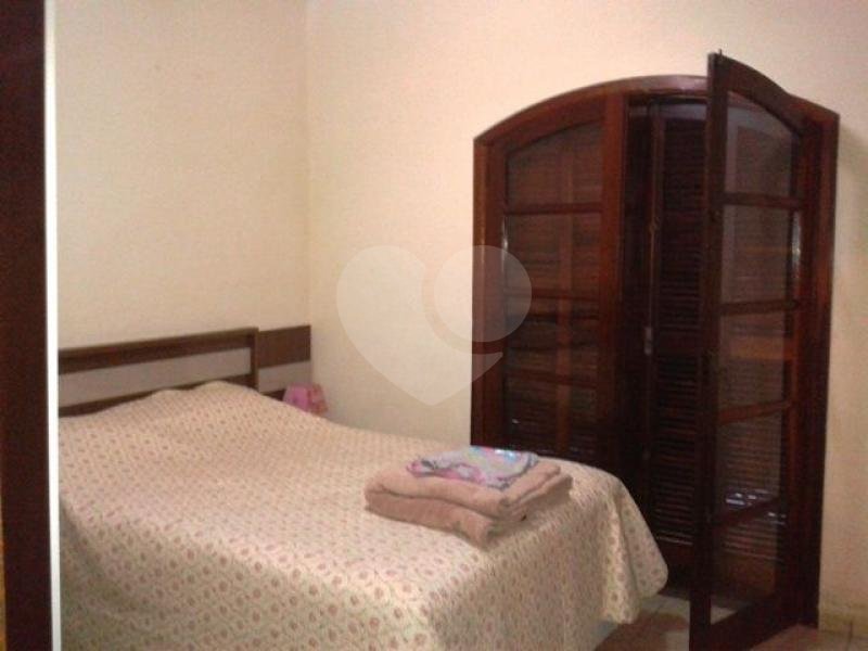 SOBRADO em VILA GUSTAVO