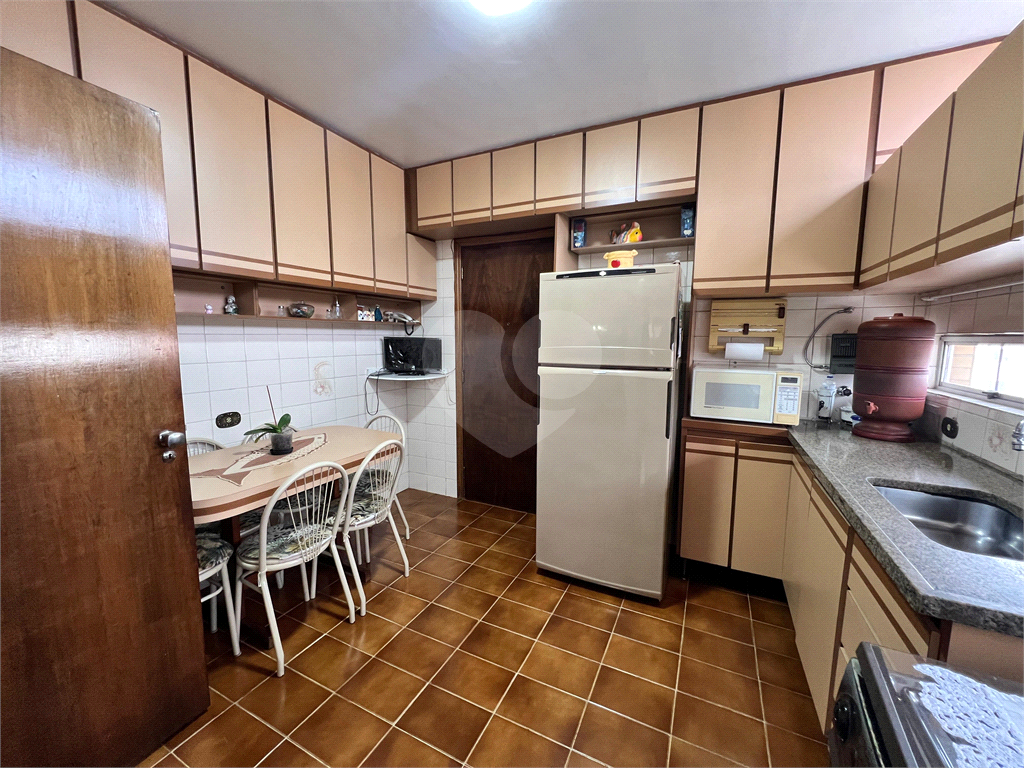 APARTAMENTO em ÁGUA FRIA