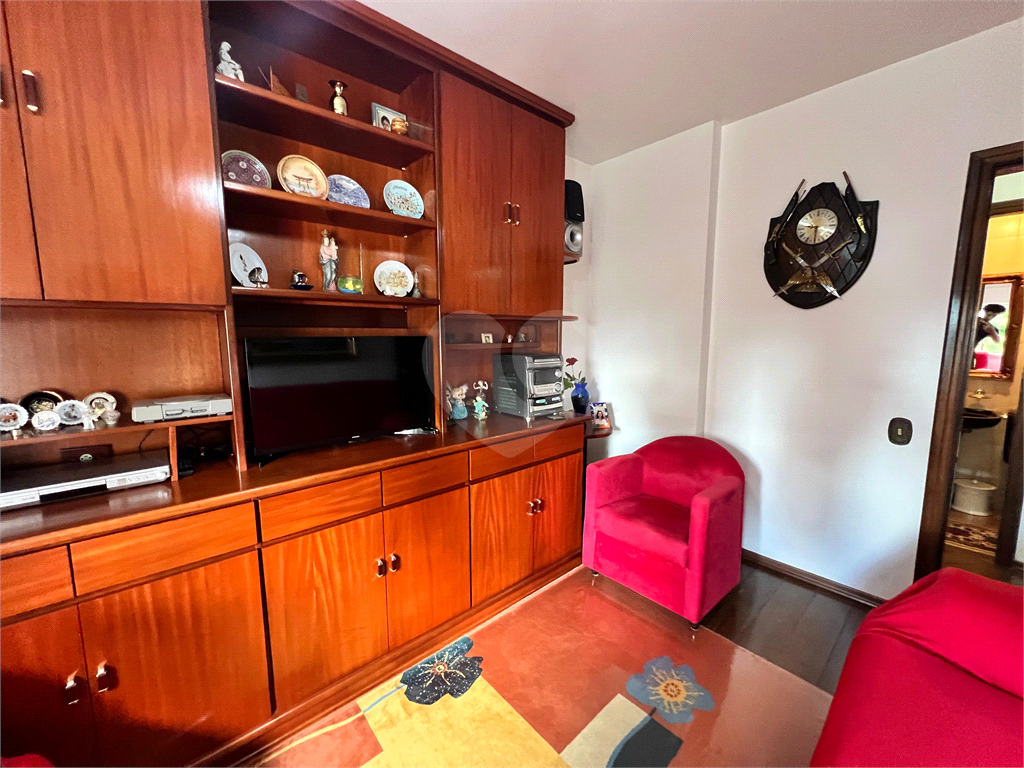 APARTAMENTO em ÁGUA FRIA