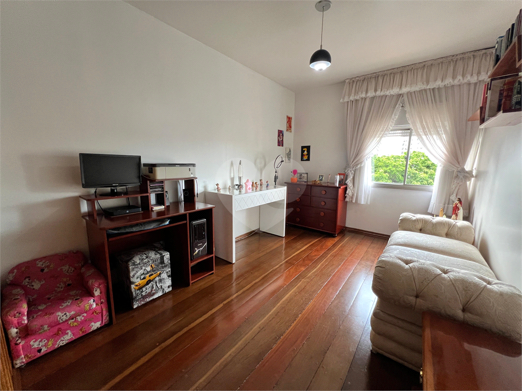 APARTAMENTO em ÁGUA FRIA