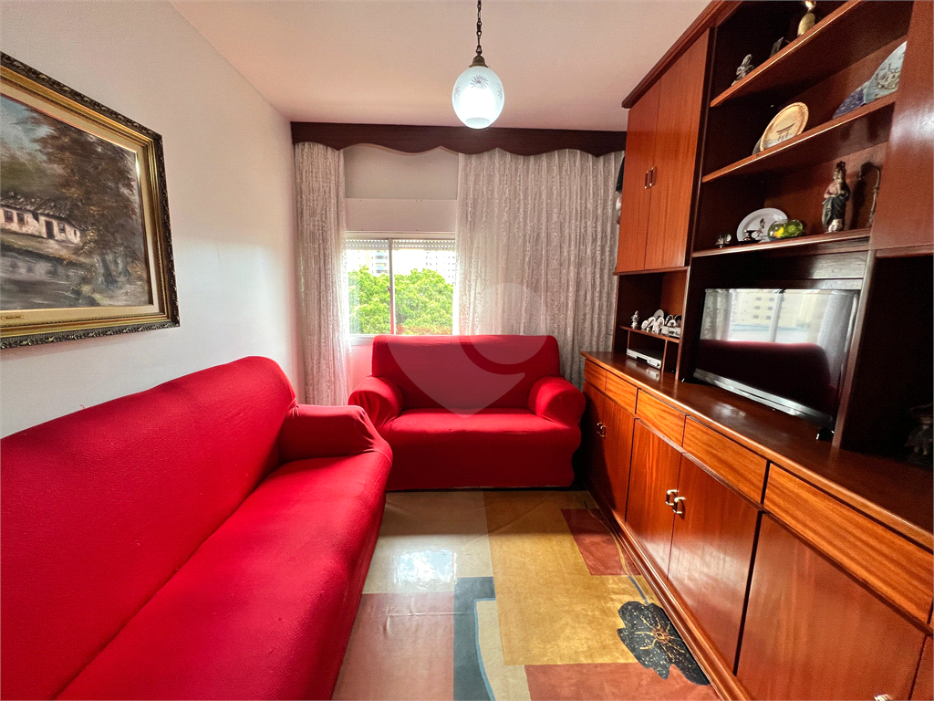 APARTAMENTO em ÁGUA FRIA