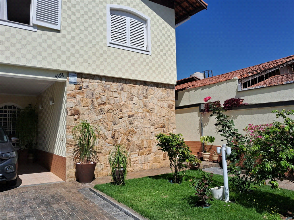 Casa, 3 dormitórios, 1 suíte, 4 vagas, à venda, no Tremembé, em São Paulo