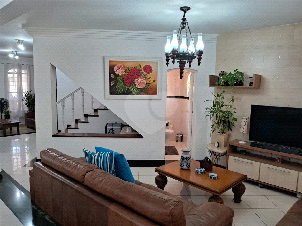 Casa, 3 dormitórios, 1 suíte, 4 vagas, à venda, no Tremembé, em São Paulo