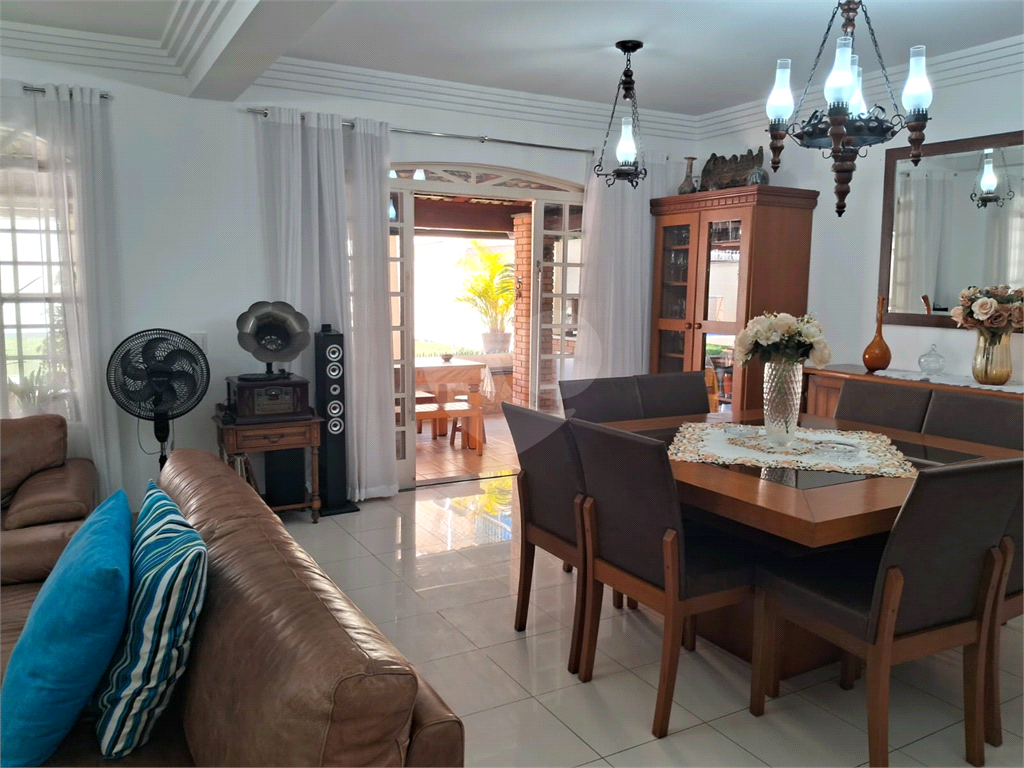 Casa, 3 dormitórios, 1 suíte, 4 vagas, à venda, no Tremembé, em São Paulo