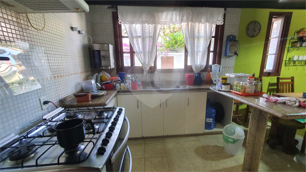 SOBRADO NO JARDIM BIBI VENDA OU LOCAÇÃO