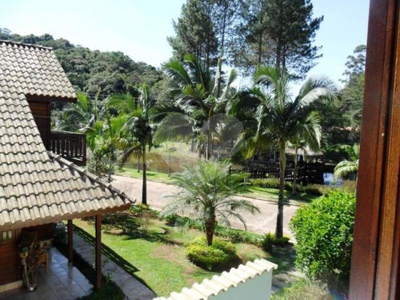 SOBRADO em PARQUE SUÍÇA