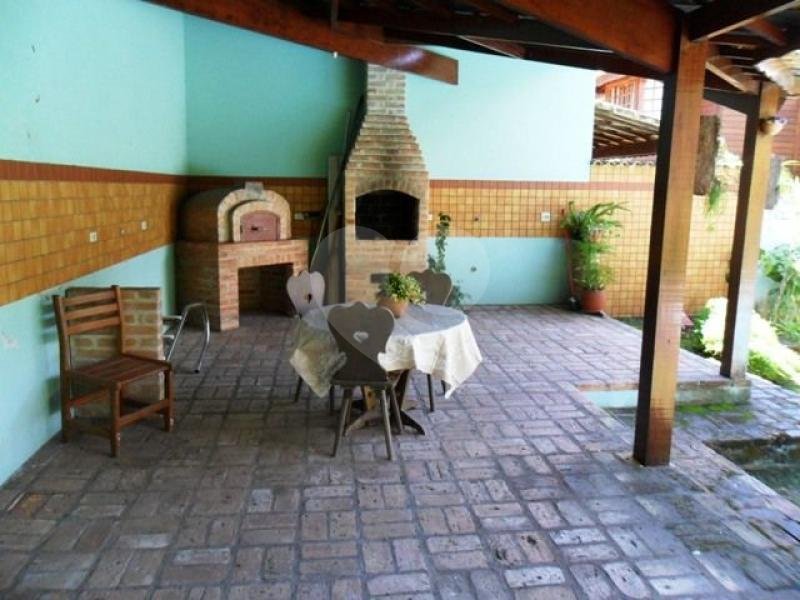 SOBRADO em PARQUE SUÍÇA