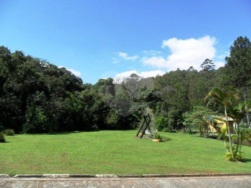 SOBRADO em PARQUE SUÍÇA