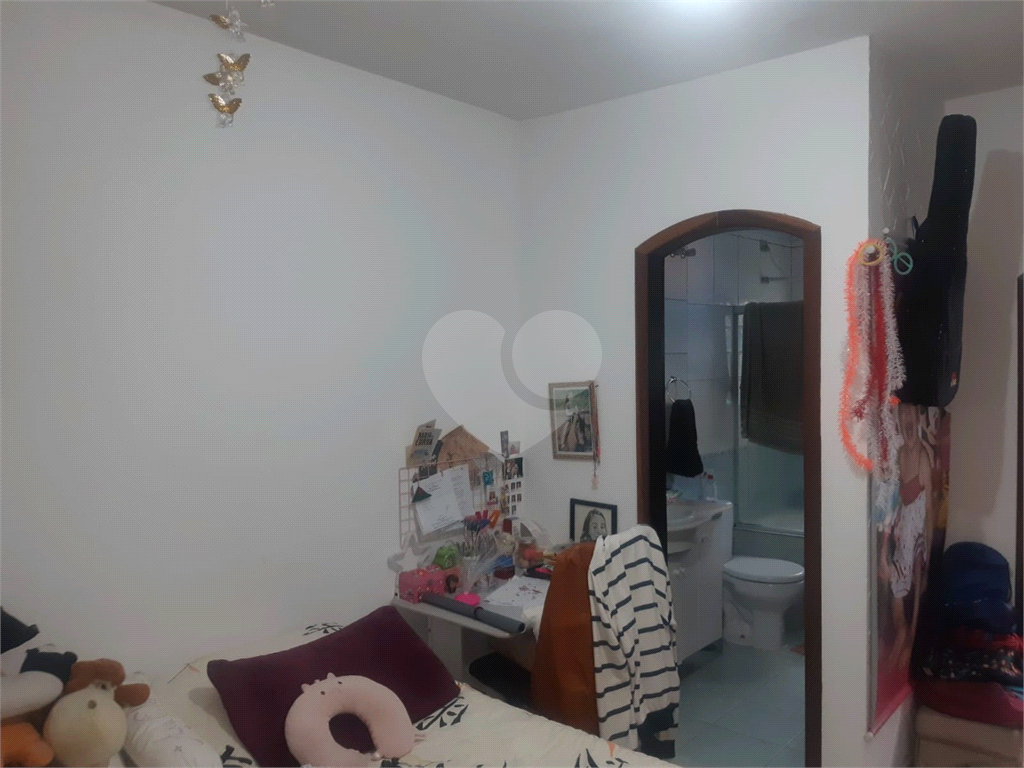 Casa  térrea com uma suíte