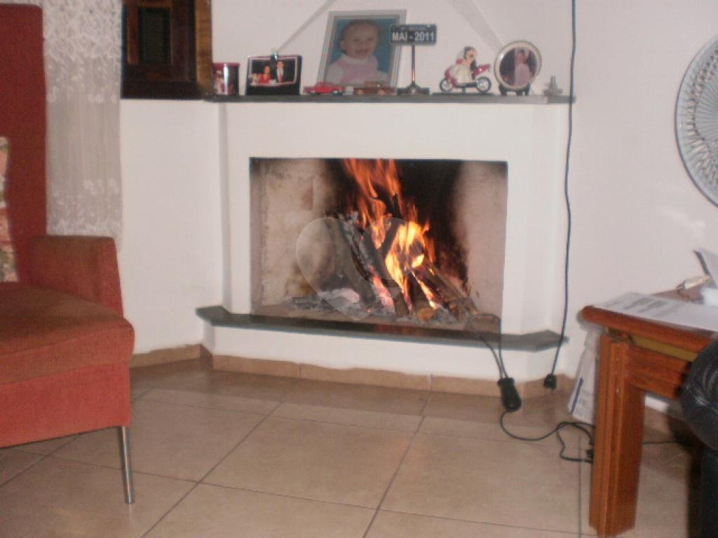 Casa  térrea com uma suíte