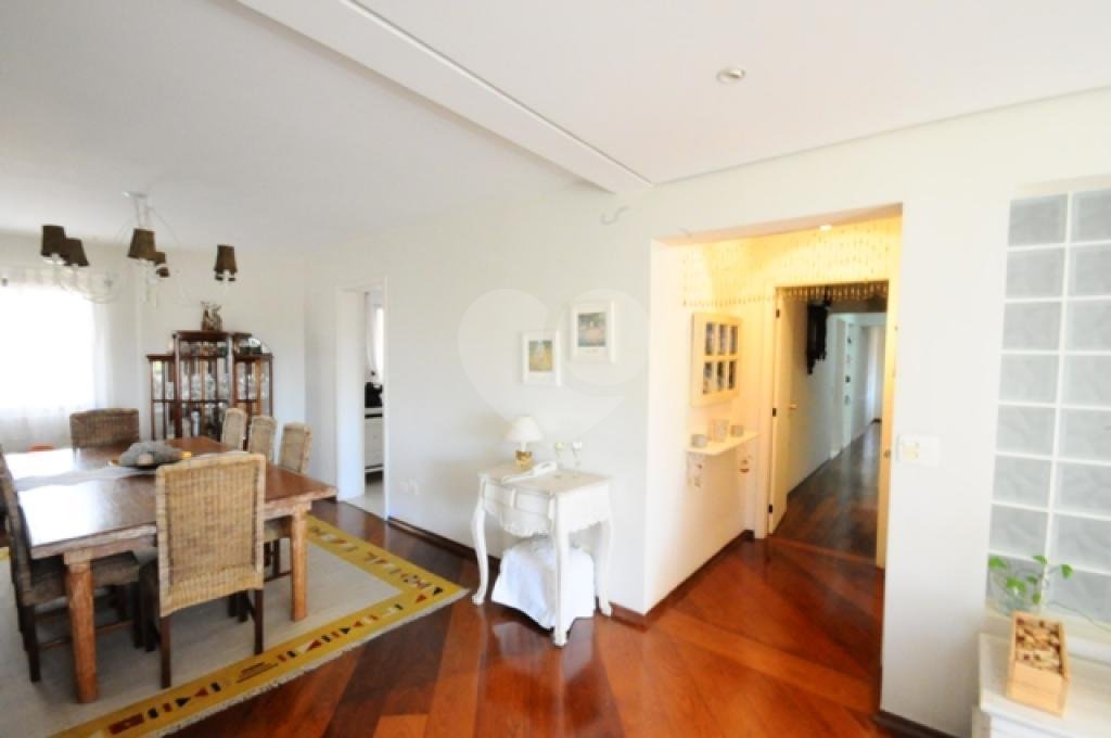 Apartamento à venda com 3 quartos, 193m² - Foto 17