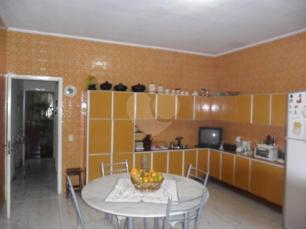 Sobrado à venda com 3 quartos, 200m² - Foto 6