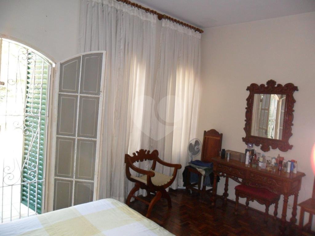 Sobrado à venda com 3 quartos, 200m² - Foto 11