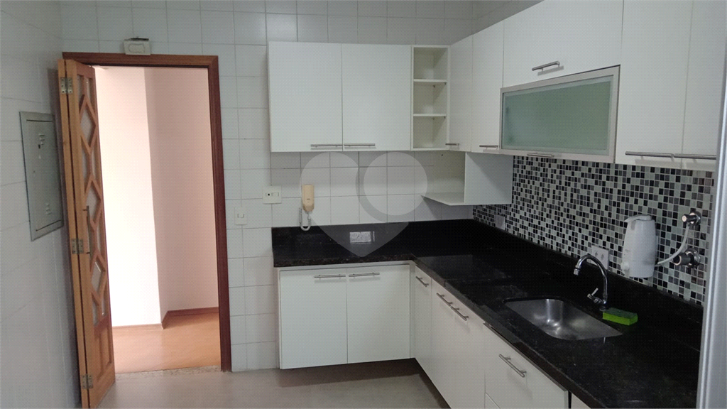 Apartamento à venda com 3 quartos, 110m² - Foto 6