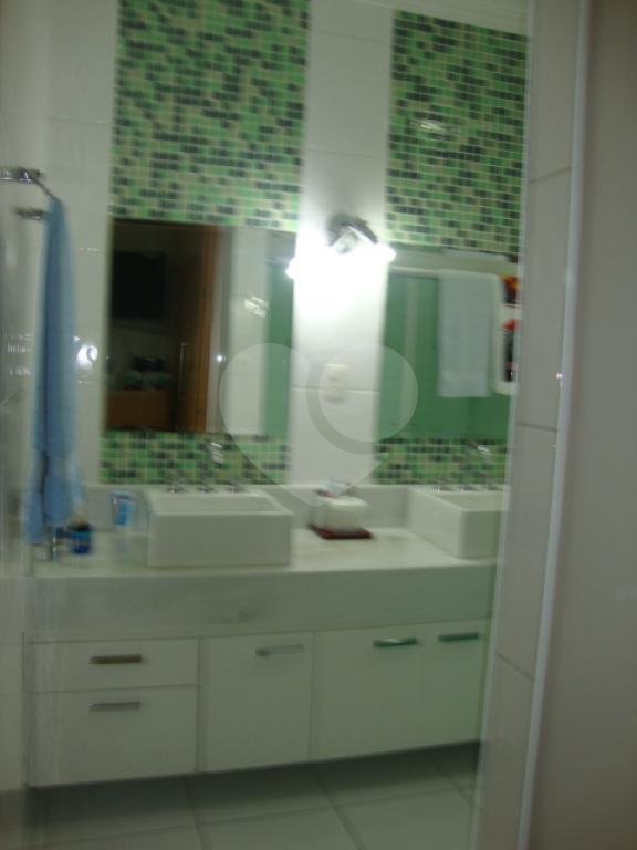 Sobrado à venda com 2 quartos, 200m² - Foto 27