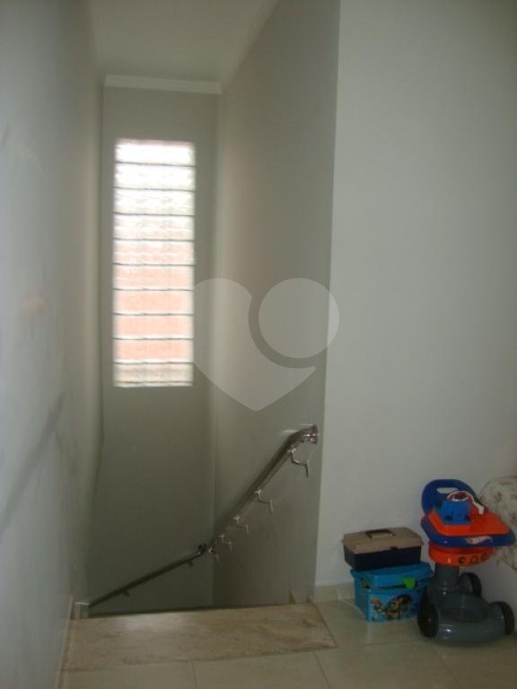 Sobrado à venda com 2 quartos, 200m² - Foto 36